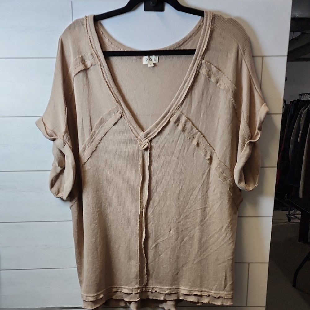 🎆 NWOT POL Tan Short Sleeve Relaxed Blouse